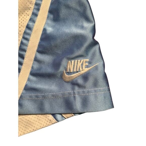 Vintage Y2K Nike Basketball Shorts Men's Medium White Blue Shinny Dazzle Baggy - Picture 3 of 6